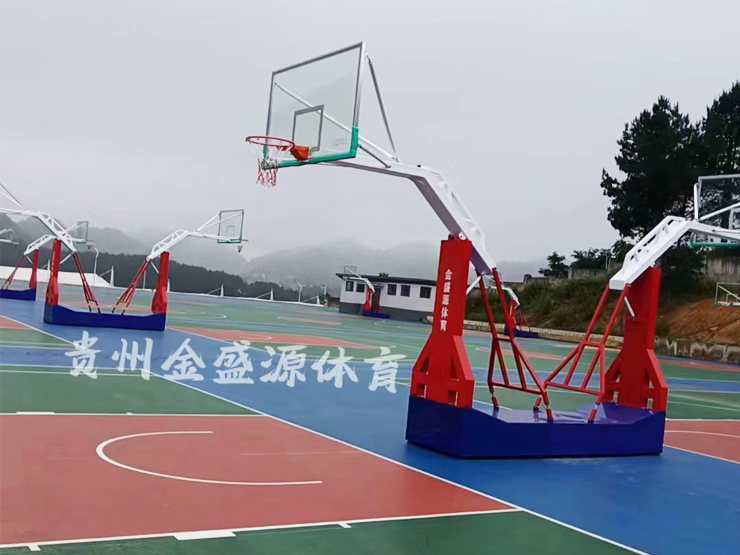 高檔三色籃球架安裝案例